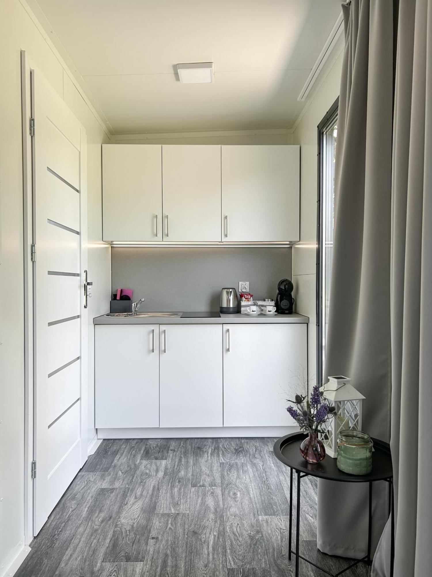 Appartement Tiny House Mezi Sklepy à Kobylí Extérieur photo