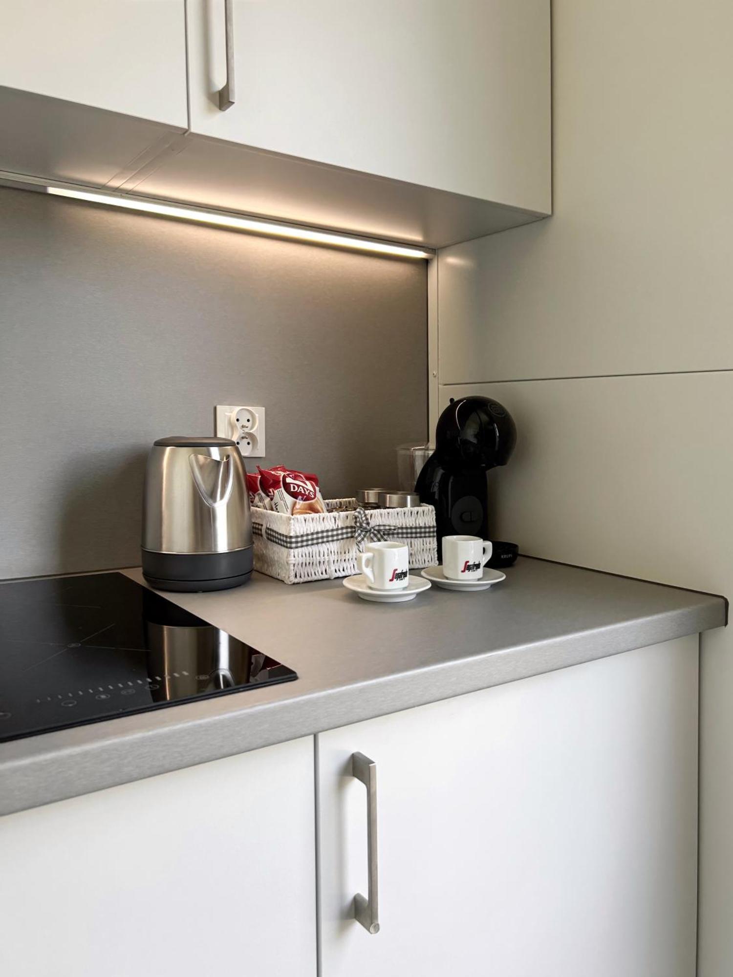 Appartement Tiny House Mezi Sklepy à Kobylí Extérieur photo