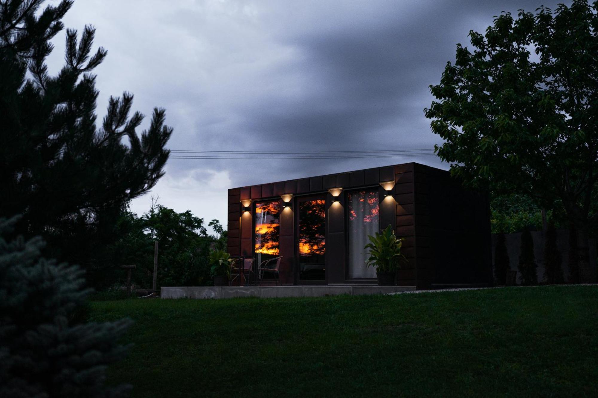 Appartement Tiny House Mezi Sklepy à Kobylí Extérieur photo